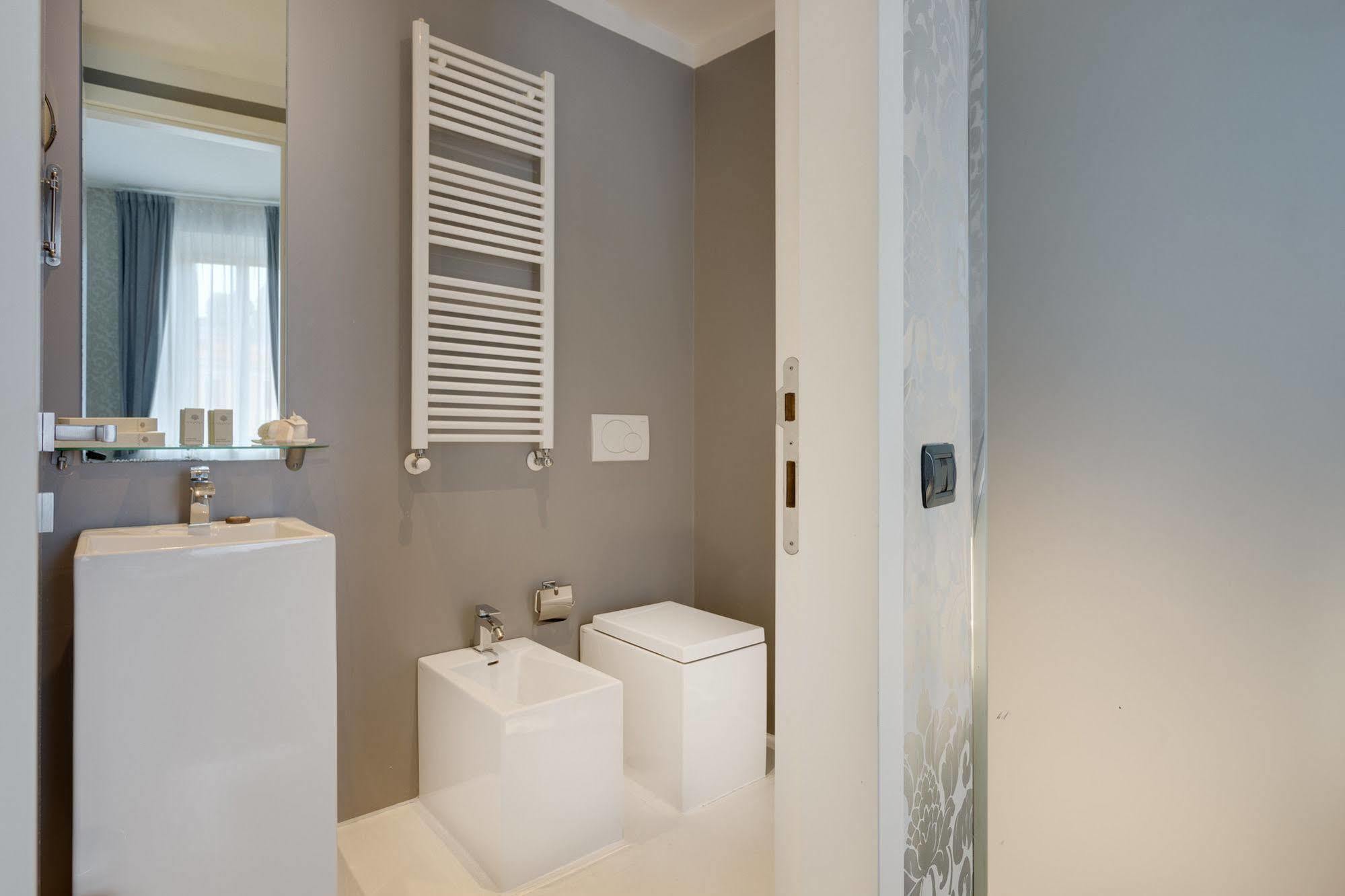 Piazza Di Spagna Suites Roma Exterior foto