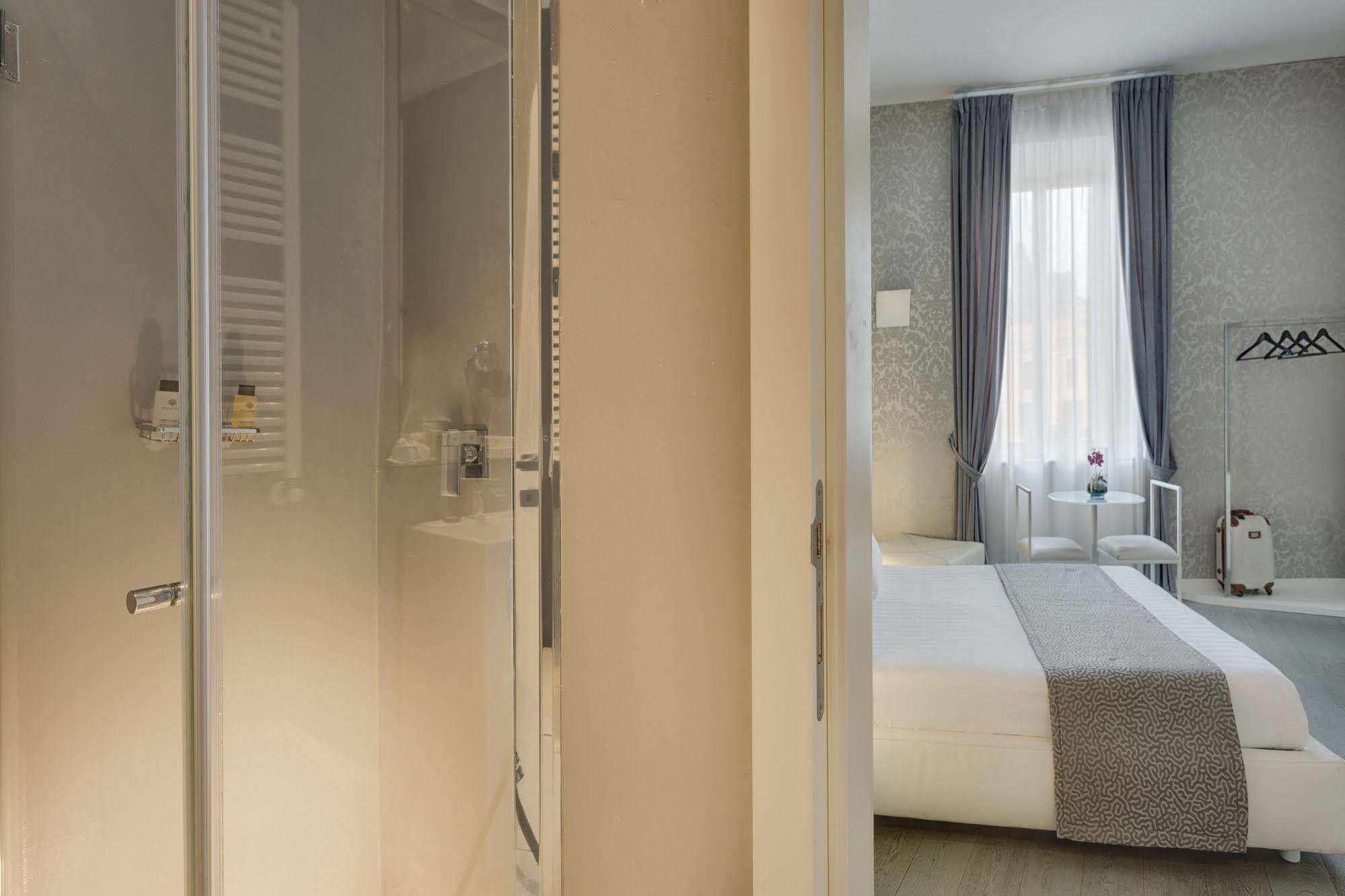 Piazza Di Spagna Suites Roma Exterior foto
