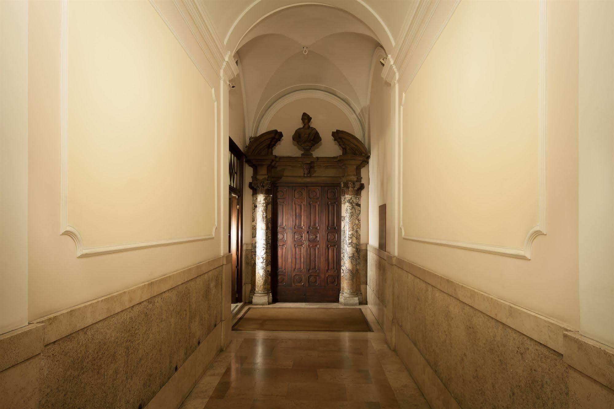 Piazza Di Spagna Suites Roma Exterior foto